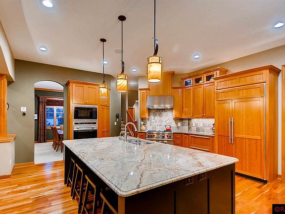 4th image of 1405 Woodlands Ct SE