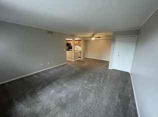 133 Pinewood Cir, Plymouth, MI 48170