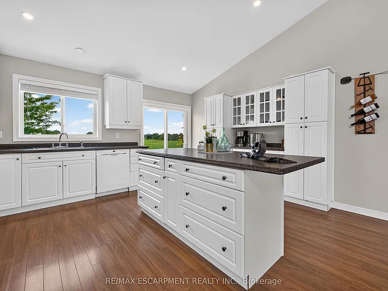 86 Golden Acres Dr — Photo 20