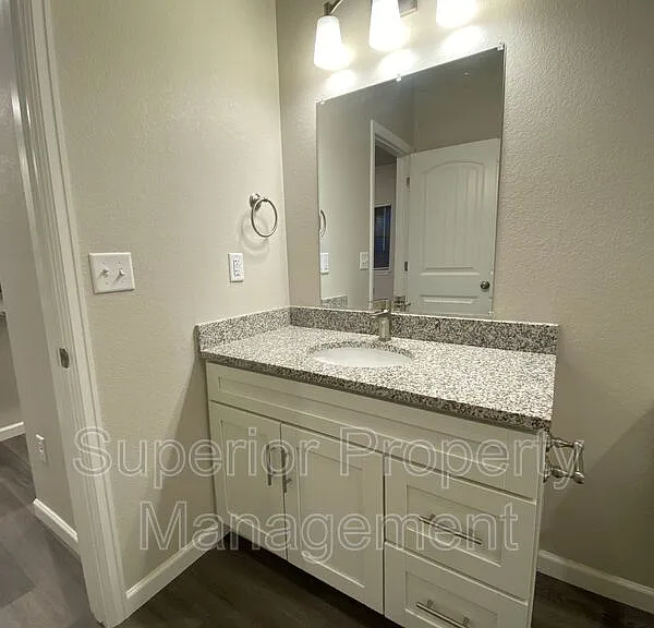 1611 Richard Martin Dr #102 — Photo 33