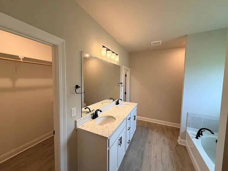 277 Saint Edmunds Way — Photo 20