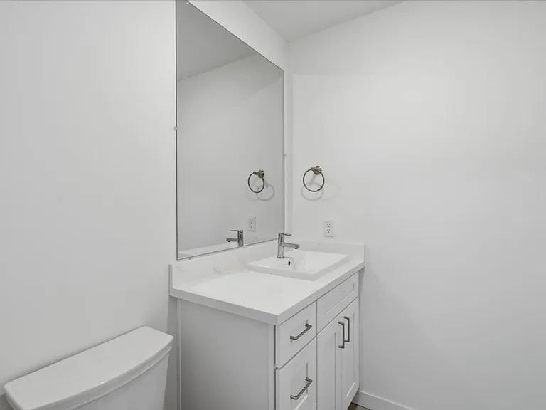 12017 NE 68th Pl — Photo 20