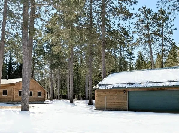 8854 River Rd, Angora, MN 55703