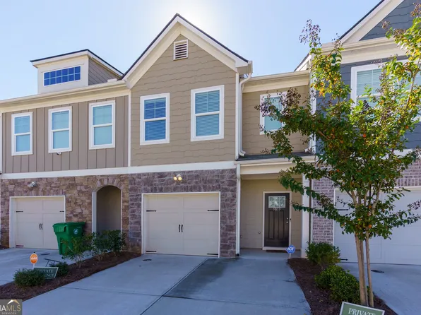 5853 Greystone Dr, Lithonia, GA 30058