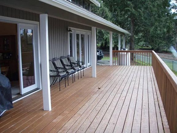 Spacious Deck