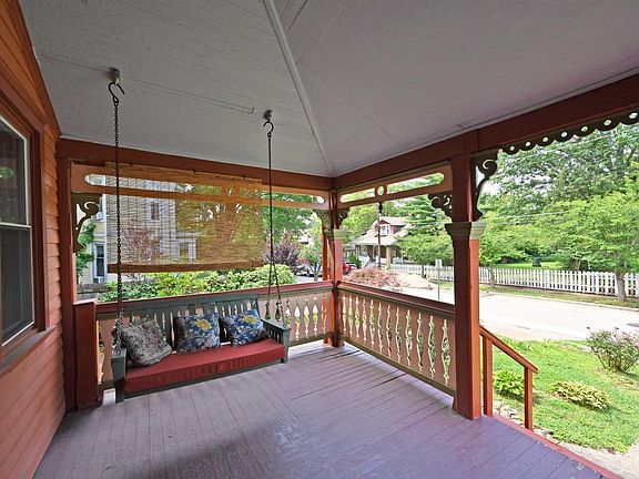 5th image of 1501 Aster Pl