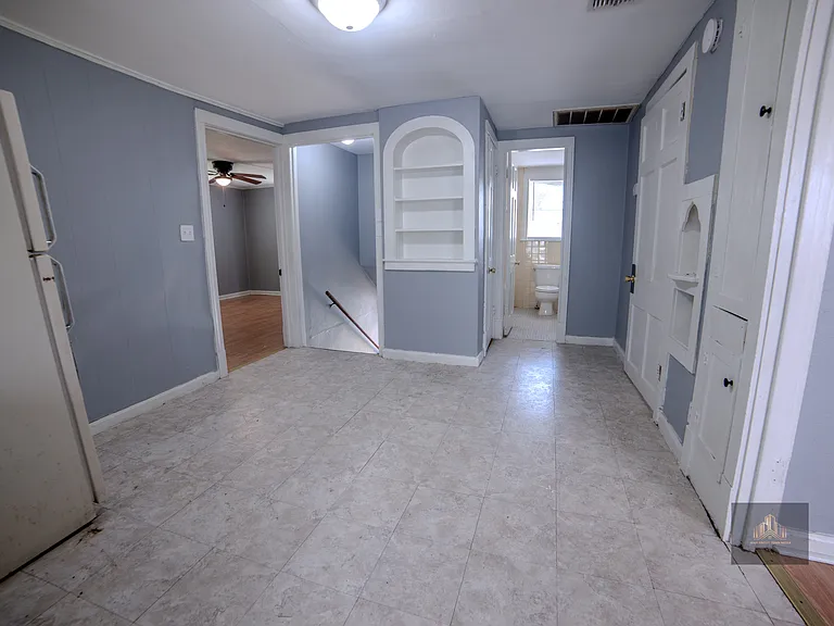 3800 Creswell Ave — Photo 17