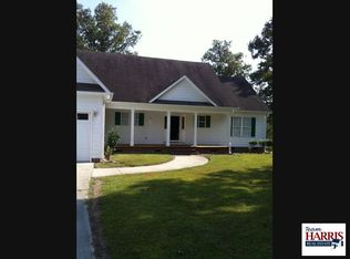 232 Scarlet Oak Dr, Raeford, NC 28376