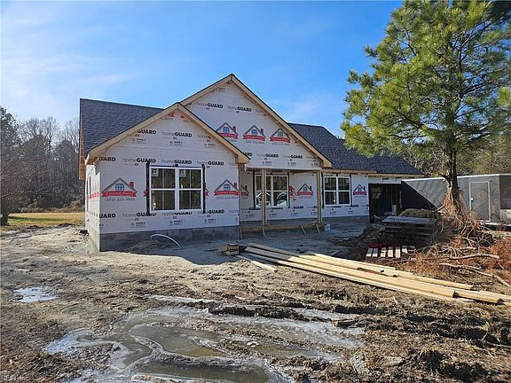 3rd image of 1134 Loop Rd