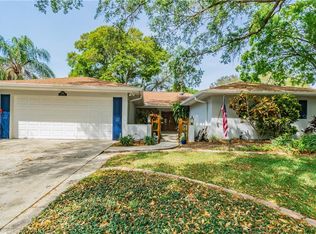 2027 Castille Dr, Dunedin, FL 34698