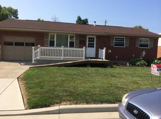 15 Robinson Dr, Greendale, IN 47025