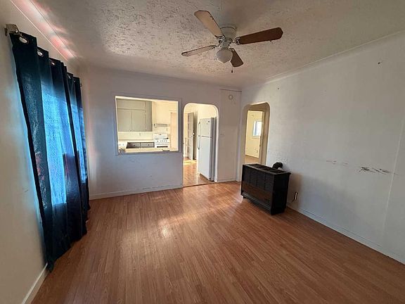 4th image of 802 6th Ave