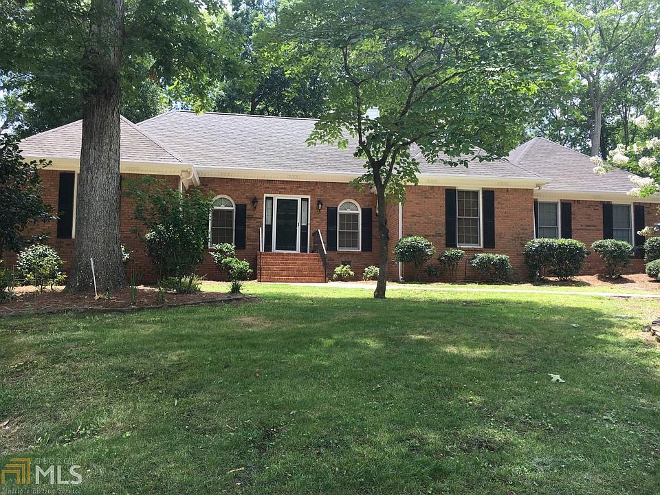 2nd image of 1633 Mount Zion Pl