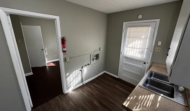 2183 Cassie Ave — Photo 14