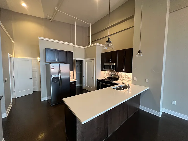 31 Barker St #1 — Photo 14