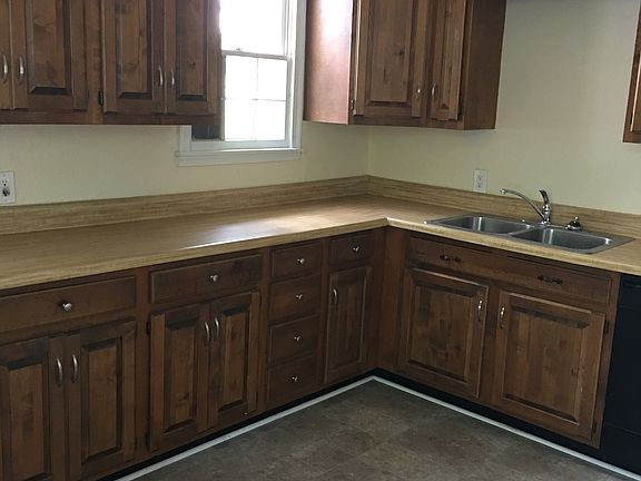2nd image of 2619 Woodyhill Dr