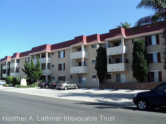 2nd image of 1633 Diamond St APT 35