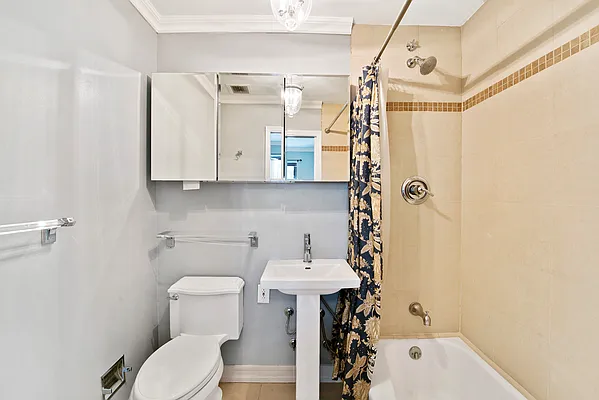 Rented by CORE | media 30