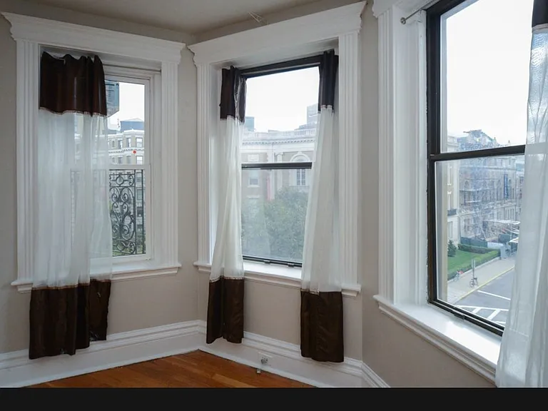 1111 Boylston St #42 — Photo 8