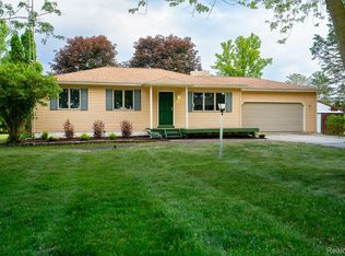 7377 Smith Rd, Gaines, MI 48436