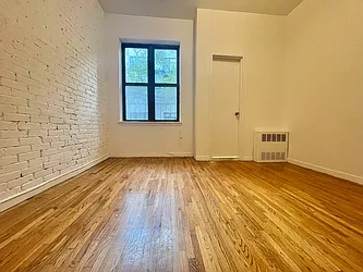 Rented by CitySites Real Estate Group