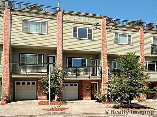 Fabulous NW Rowhouse