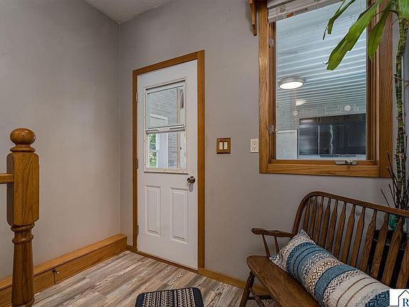 5th image of 200 Kenzie St