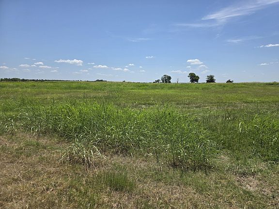 4th image of 54 Meadow Lk