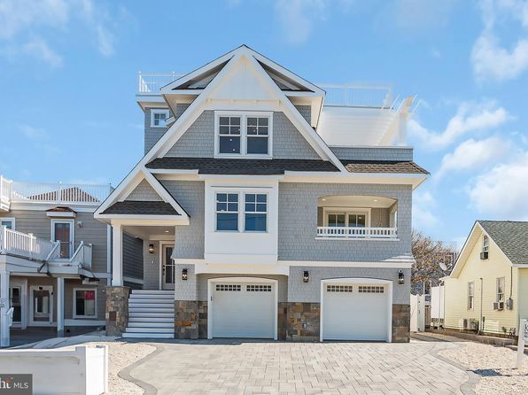 43 N 9th St, Surf City, NJ 08008
