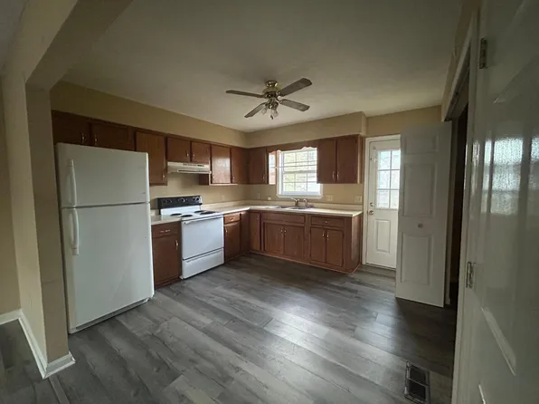 127 Eagle Dr #B, Lawrenceburg, KY 40342