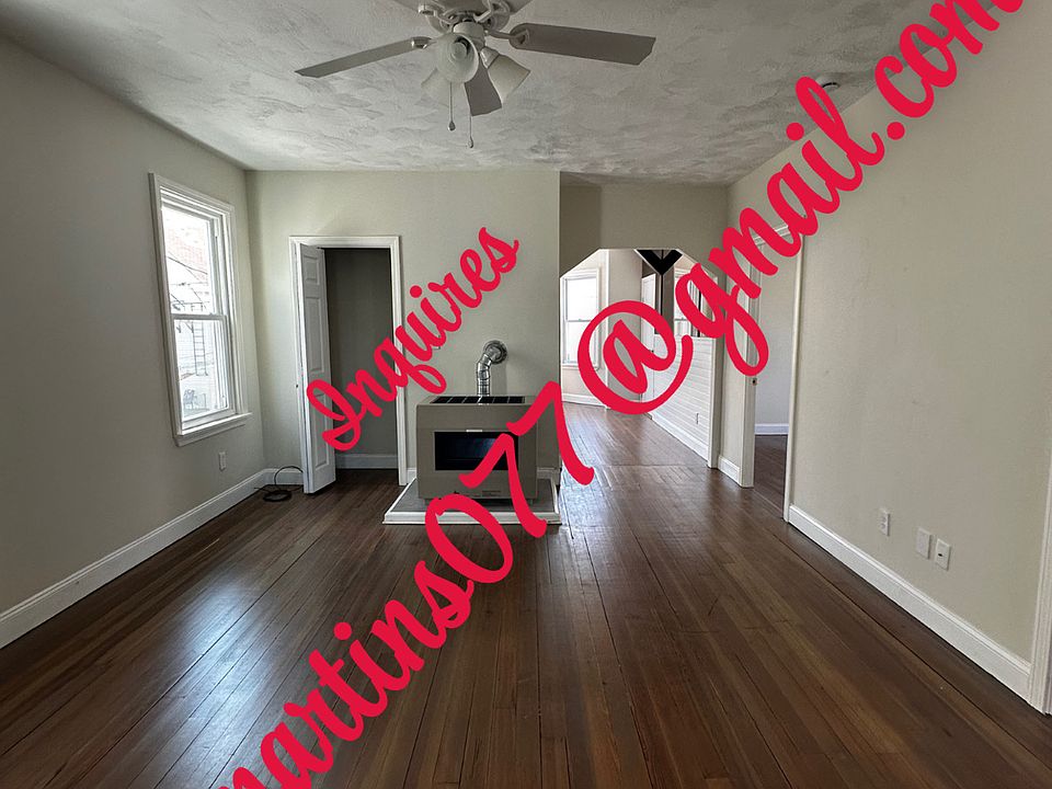 2nd parlor 
*Images are watermarked to protect against scams and unauthorized use*