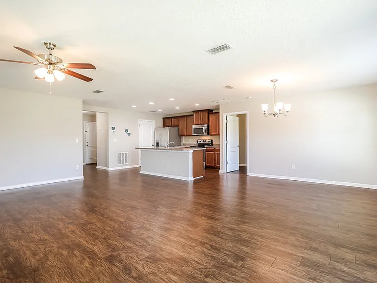 3800 Falcon Crest Dr — Photo 5