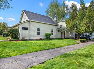 284 E 16th Ave APT 1, Eugene, OR 97401