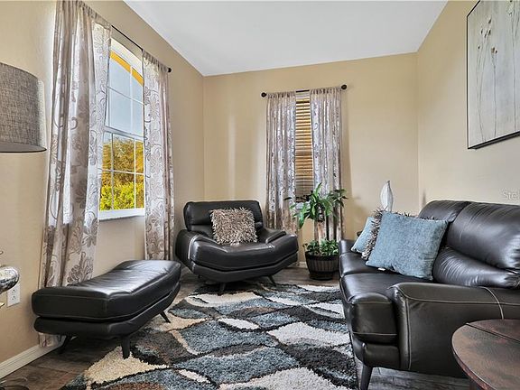 4th image of 8230 Woodvine Cir