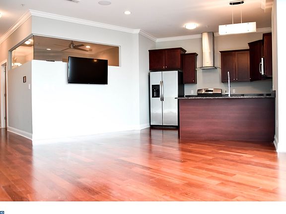 4th image of 800 N Delaware Ave APT 504