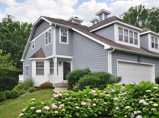 37 Mystic Dr, Ossining, NY 10562
