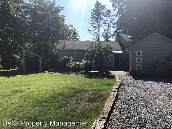 2nd image of 10620 Birch Dr NW