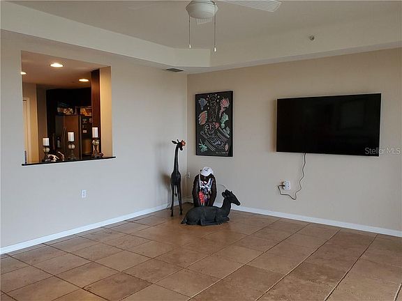 3rd image of 255 W End Dr Unit 4406