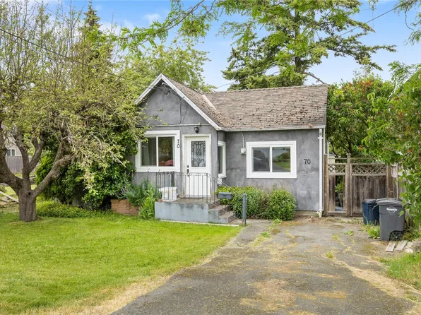70 Hampton Rd, Saanich, BC V8Z 1G4