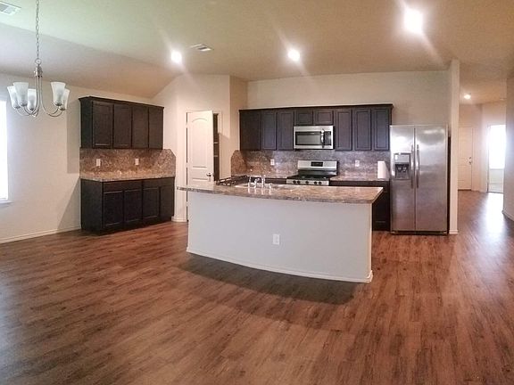 3rd image of 15414 Bonita Grulla Way