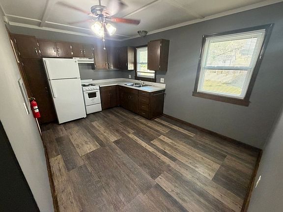 4th image of 728 Seneca St #1