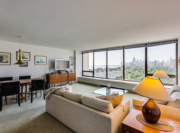 4th image of 2800 N Lake Shore Dr APT 1806