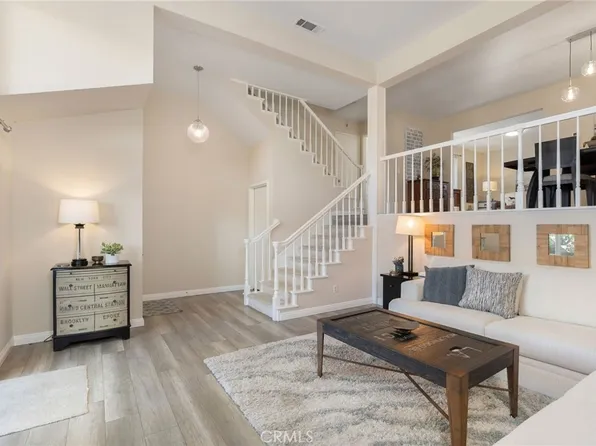 21038 Poolside Ln #5, Huntington Beach, CA 92648