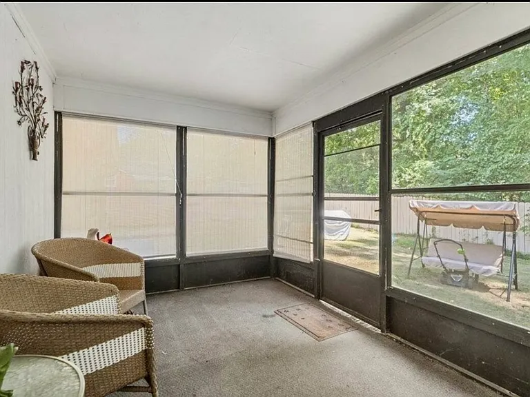 5126 Boyd Dr — Photo 11