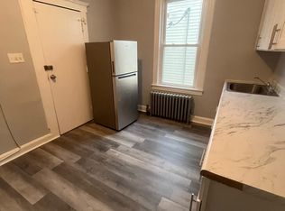 22 Schuyler Ter #2R, East Orange, NJ 07017