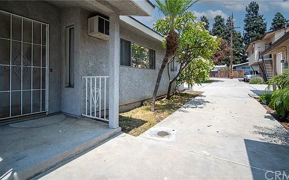 4th image of 6208 Palm Ave