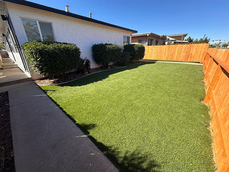 2844 Fairmount Ave — Photo 11