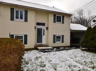 69 Fielding St, Worcester, MA 01603