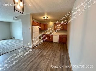 509 S 3rd Ave #4, Brandon, SD 57005