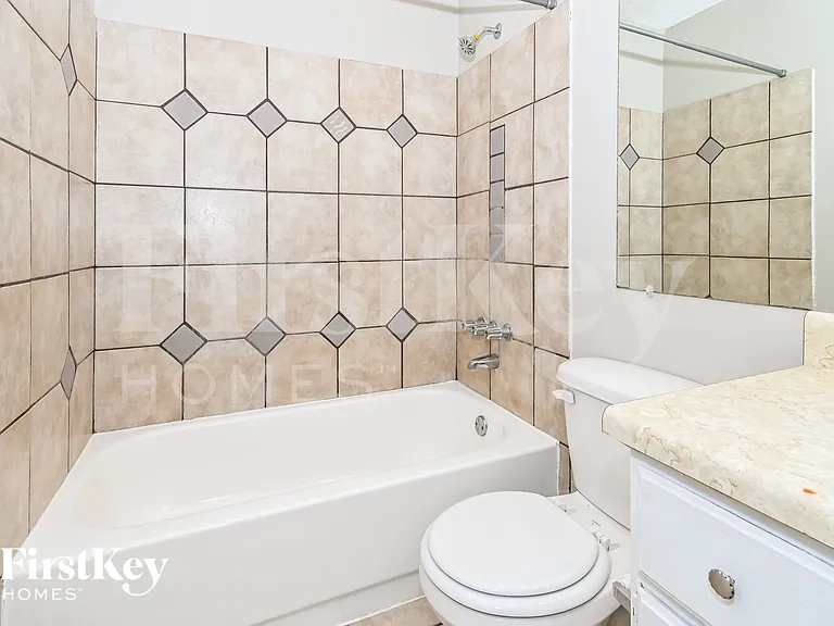 5765 Ashridge Pl — Photo 10